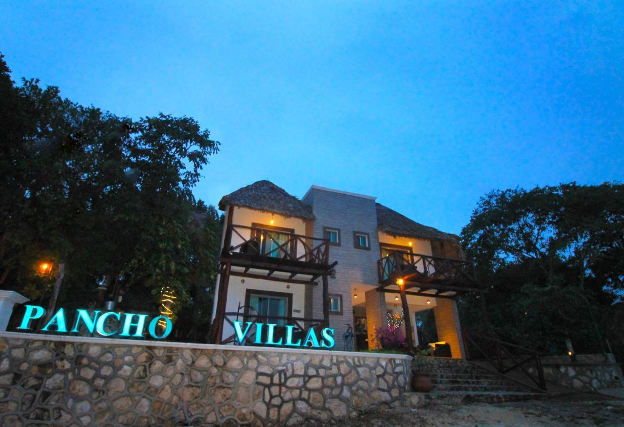 Hotel Pancho Villas Bacalar - Free Bikes And Paddles ภายนอก รูปภาพ