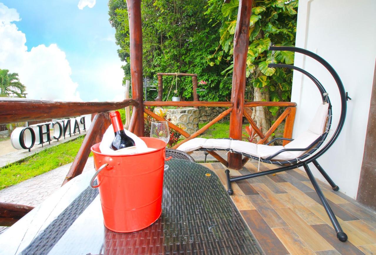 Hotel Pancho Villas Bacalar - Free Bikes And Paddles ภายนอก รูปภาพ
