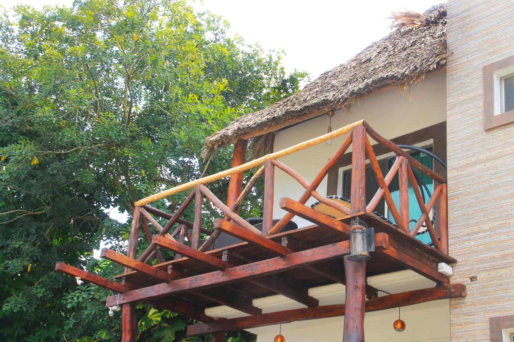 Hotel Pancho Villas Bacalar - Free Bikes And Paddles ภายนอก รูปภาพ