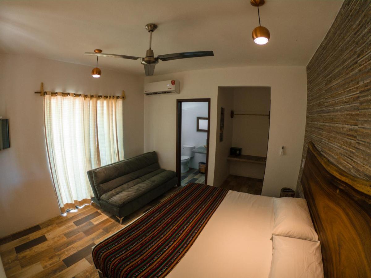 Hotel Pancho Villas Bacalar - Free Bikes And Paddles ภายนอก รูปภาพ