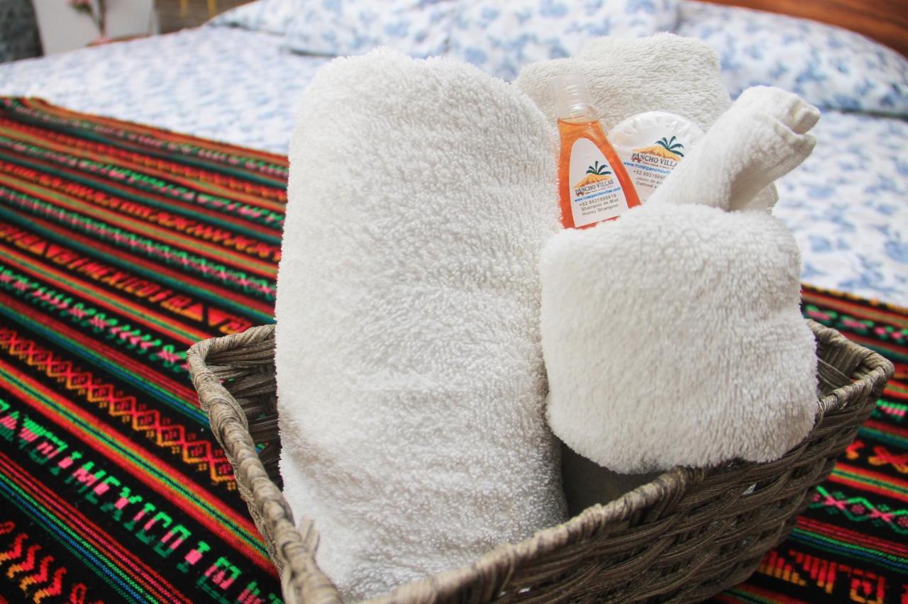 Hotel Pancho Villas Bacalar - Free Bikes And Paddles ภายนอก รูปภาพ
