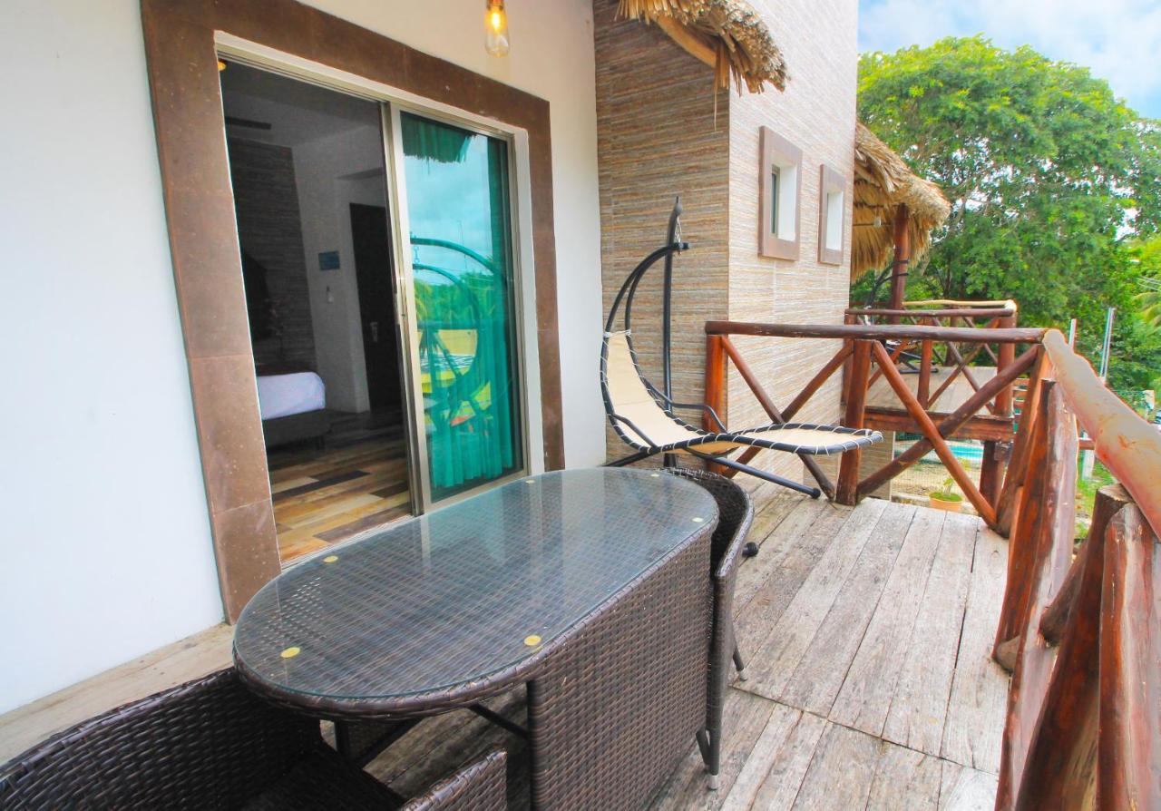 Hotel Pancho Villas Bacalar - Free Bikes And Paddles ภายนอก รูปภาพ