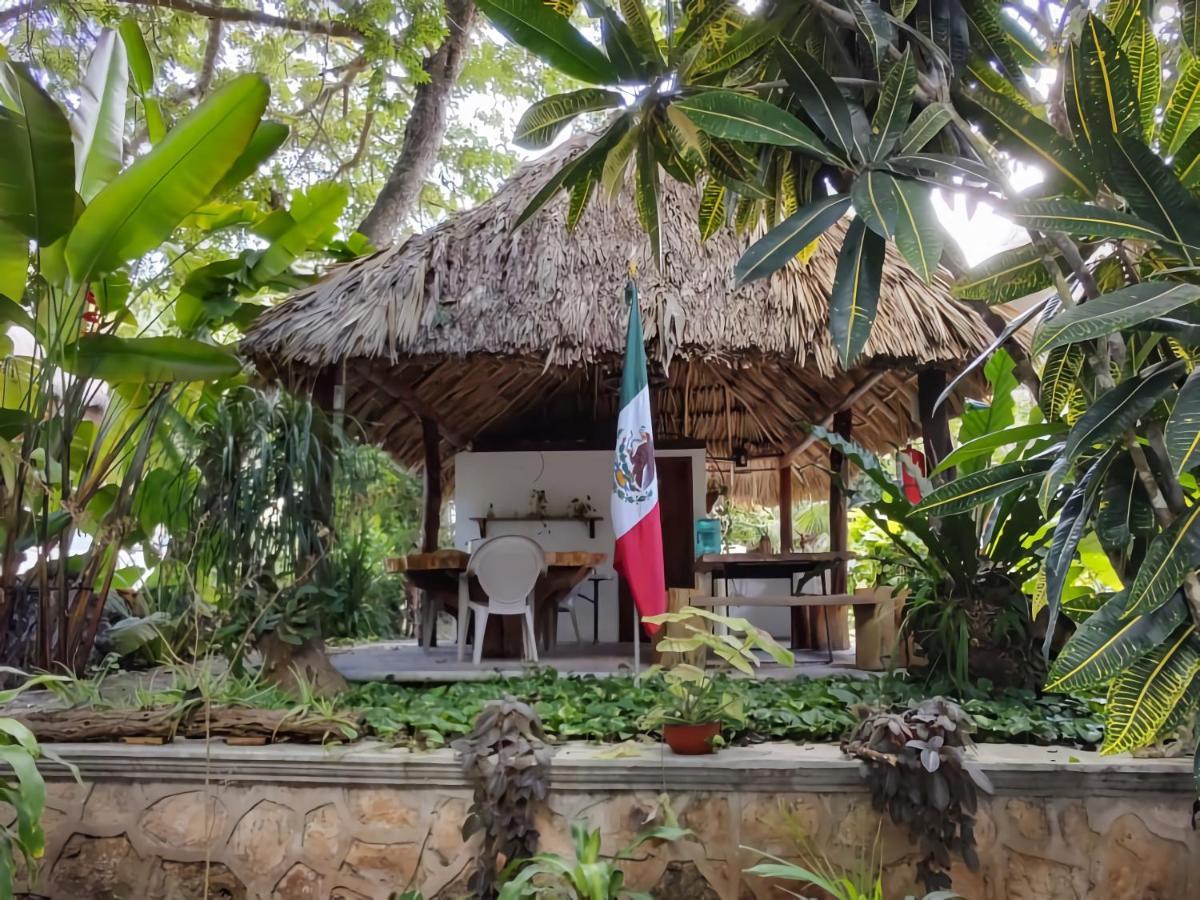 Hotel Pancho Villas Bacalar - Free Bikes And Paddles ภายนอก รูปภาพ