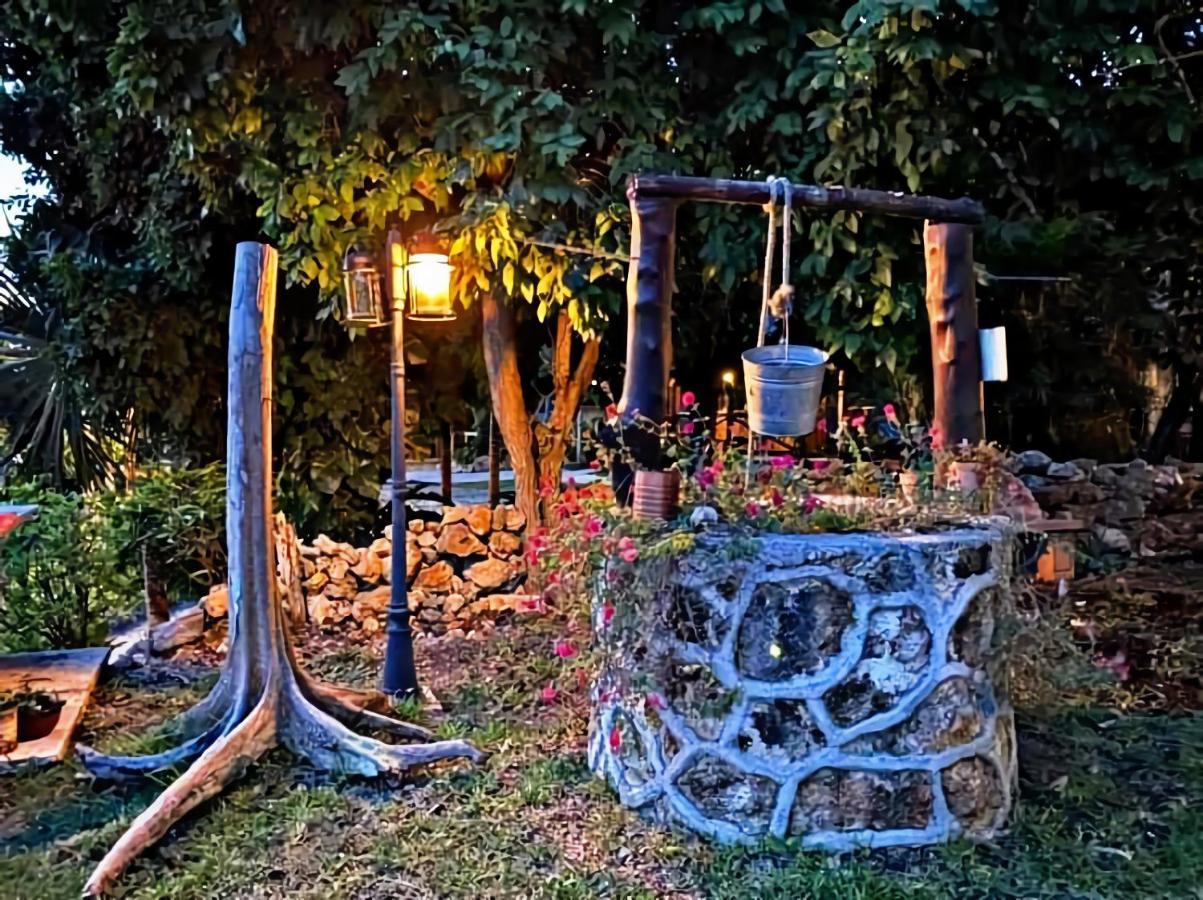 Hotel Pancho Villas Bacalar - Free Bikes And Paddles ภายนอก รูปภาพ