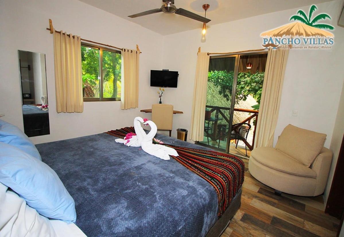 Hotel Pancho Villas Bacalar - Free Bikes And Paddles ภายนอก รูปภาพ